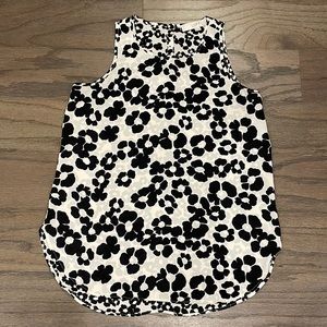 LOFT Black and Cream Floral Shell - Size XS